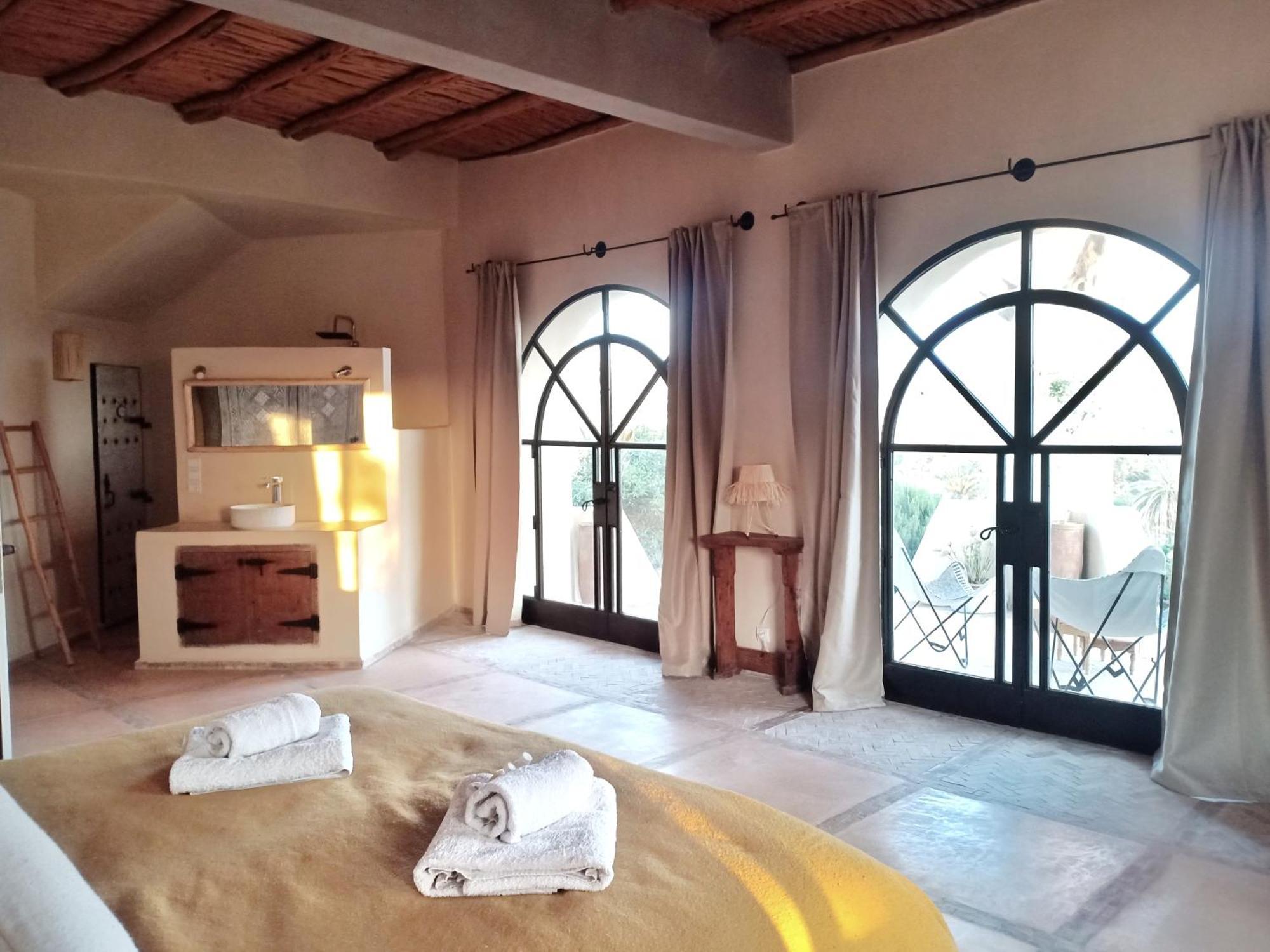 ホテル Le Hameau Des Cascades Aghanaje エクステリア 写真