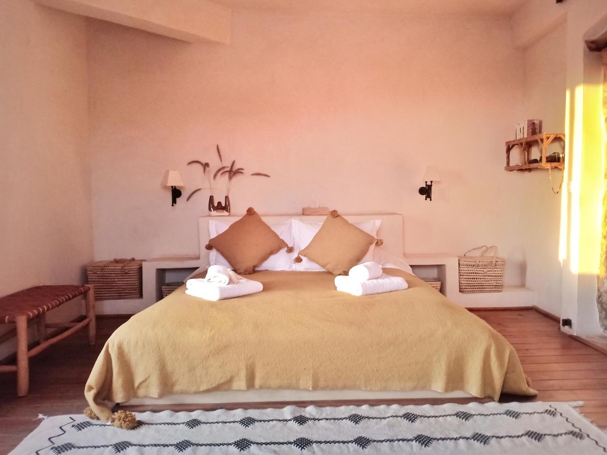 ホテル Le Hameau Des Cascades Aghanaje エクステリア 写真